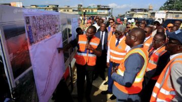 infrastructures-visite-du-premier-ministre-sur-le-chantier-du-4e-pont-de-yo_13nn1hltg6c