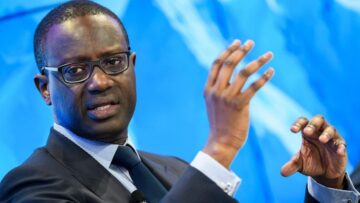 1154957-tidjane-thiam-alors-pdg-du-credit-suisse-intervient-lors-du-forum-economique-mon