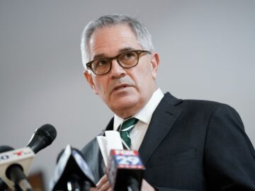 larrykrasner-ap